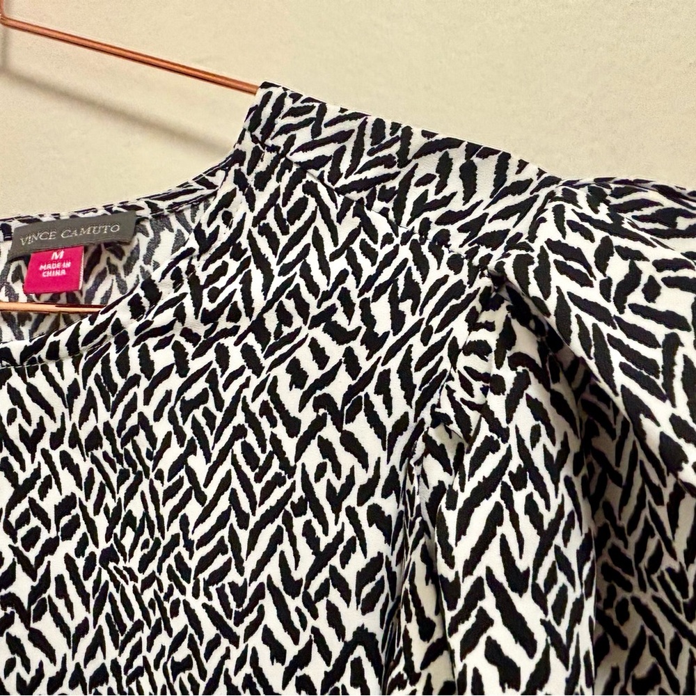 Vince Camuto Women's 3/4 Bubble Sleeve Tie Front Blouse - Picture 3 of 6